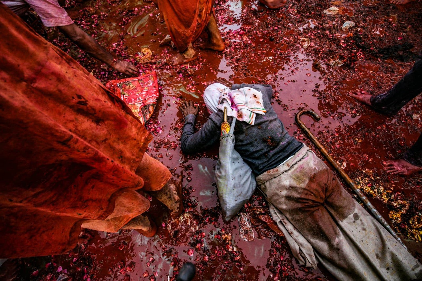 https://www.pexels.com/photo/woman-facing-down-during-holi-festival-2733275/